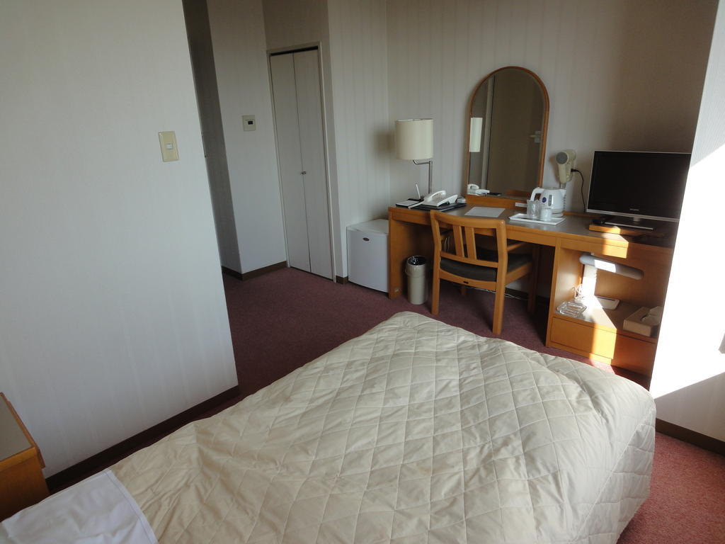 Hiroshima International Youth House Jms Aster Plaza Buitenkant foto